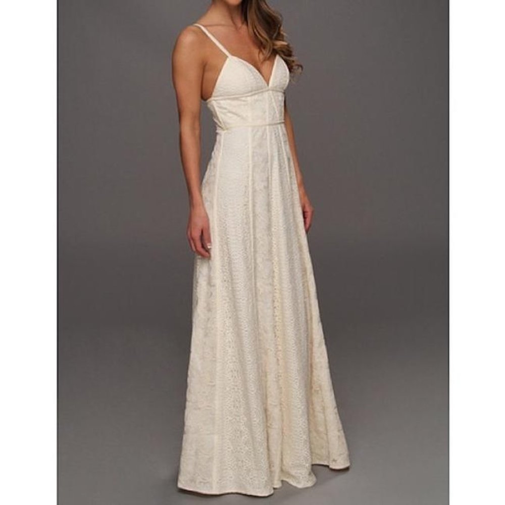 BCBGMaxAzria Lourie ivory lace gown sz 4, wedding, engagement, bohemian